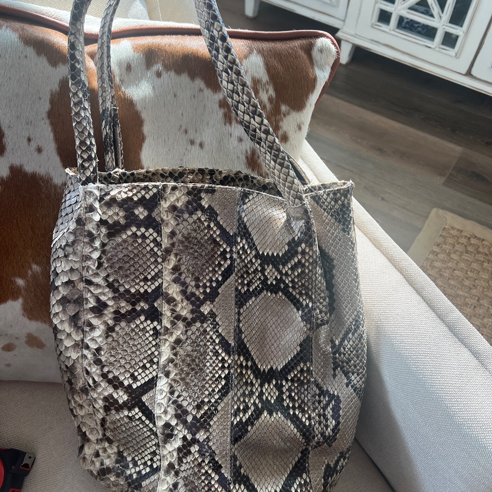 Gorgeous Real Python Snakeskin Tote Bag-excellent cond